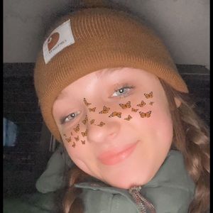 Meet your Posher, Ella